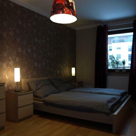 Apartament Przy Parku ヴロツワフ エクステリア 写真