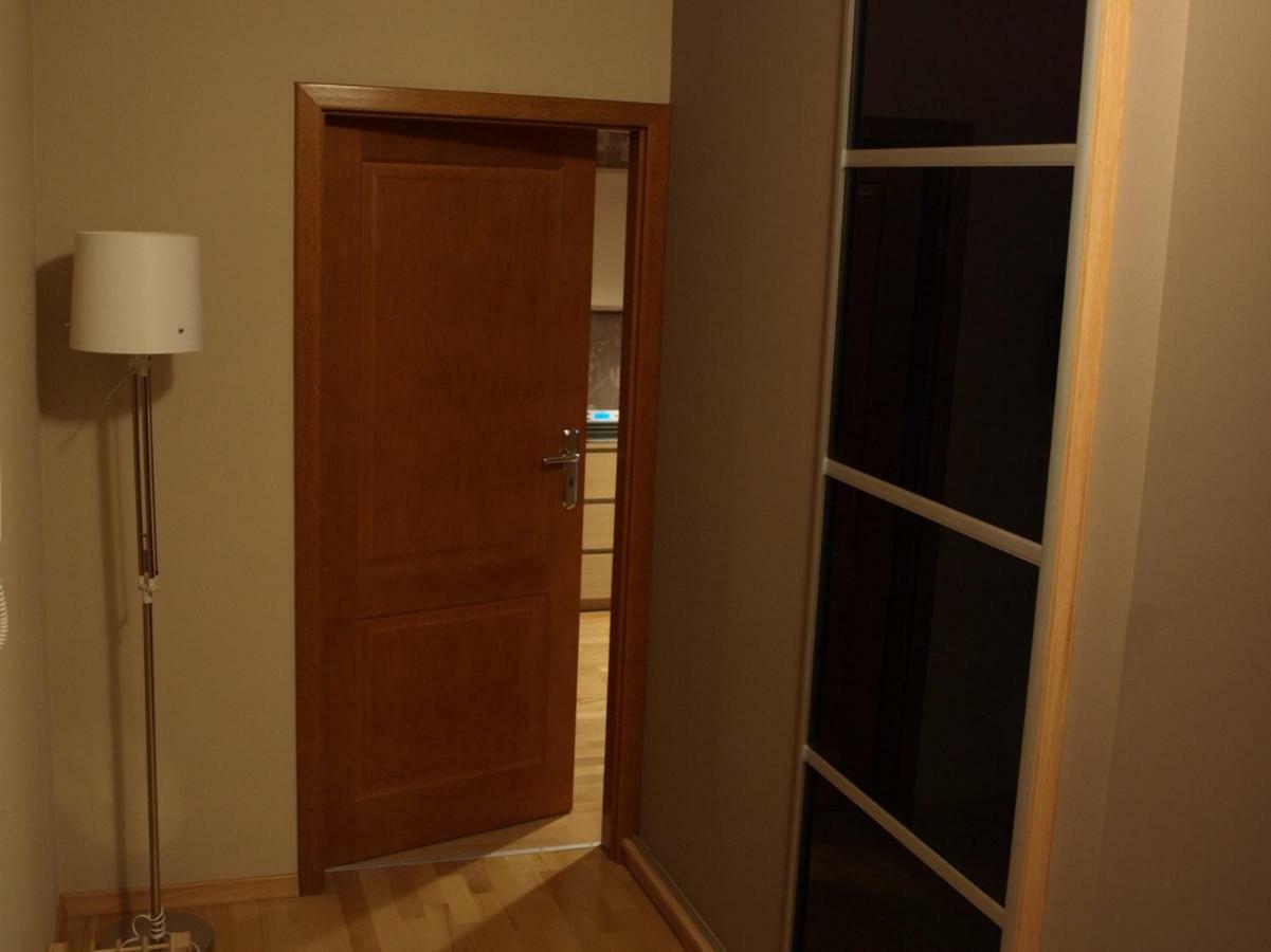 Apartament Przy Parku ヴロツワフ エクステリア 写真