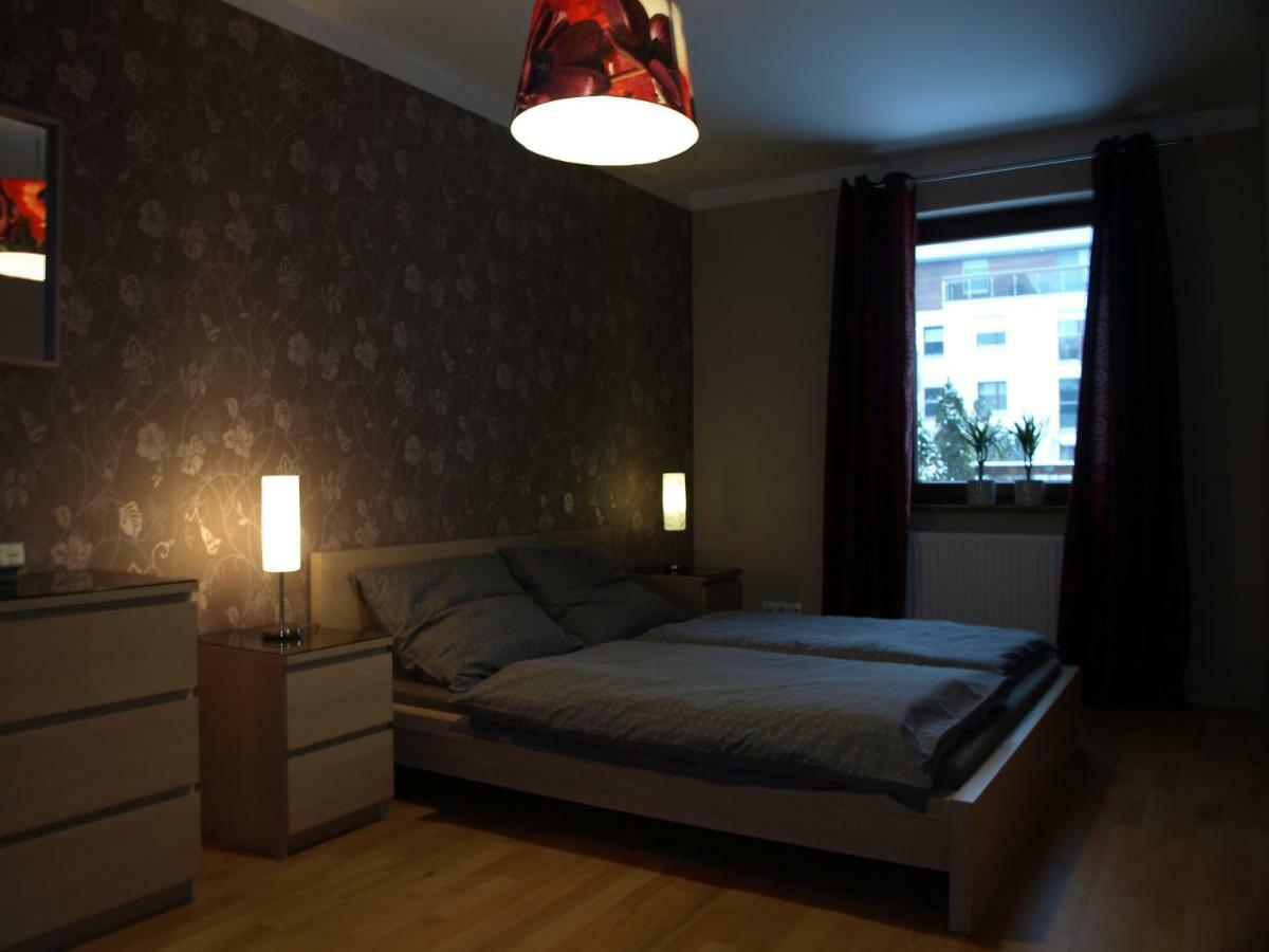 Apartament Przy Parku ヴロツワフ エクステリア 写真