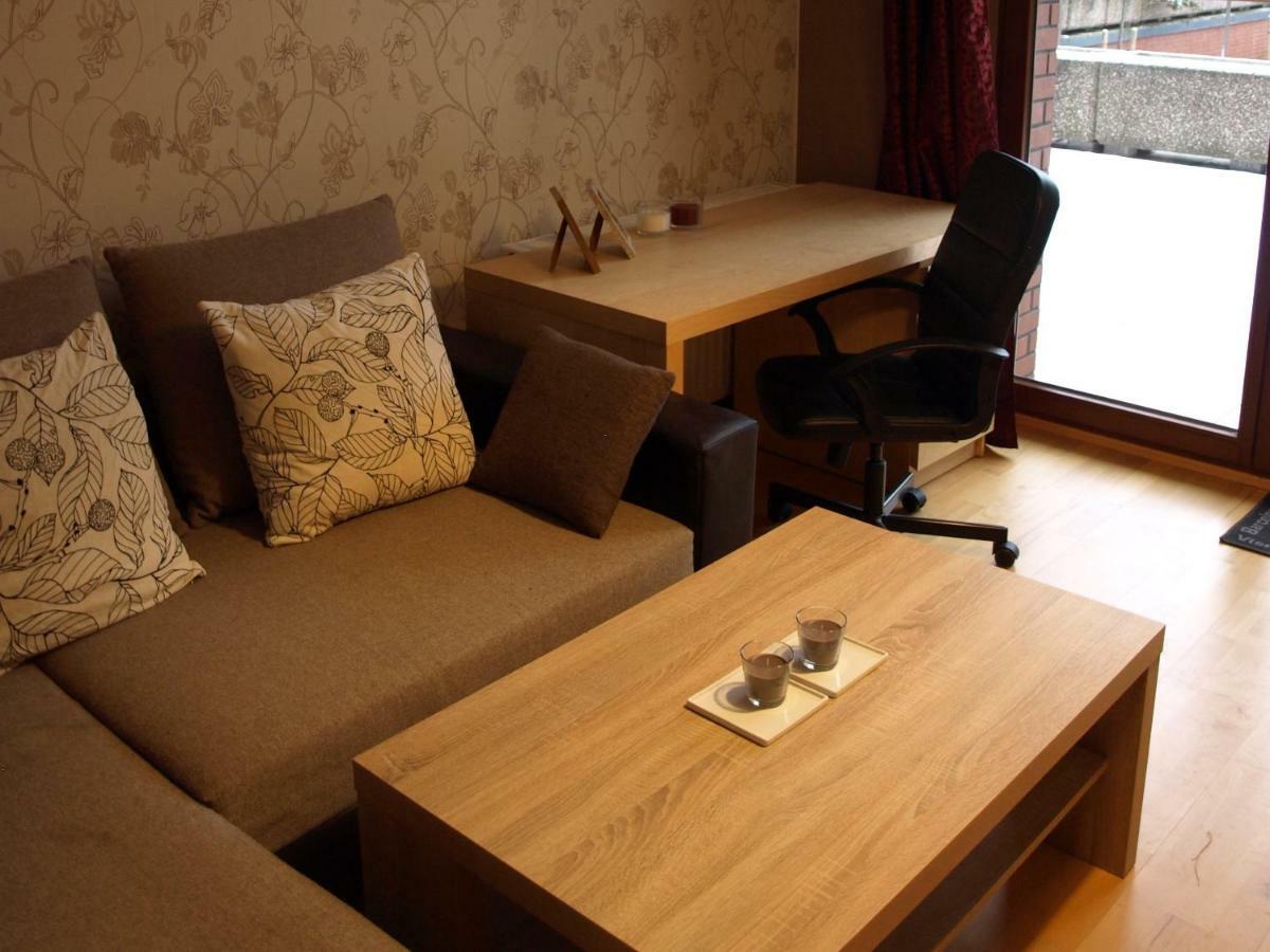Apartament Przy Parku ヴロツワフ エクステリア 写真